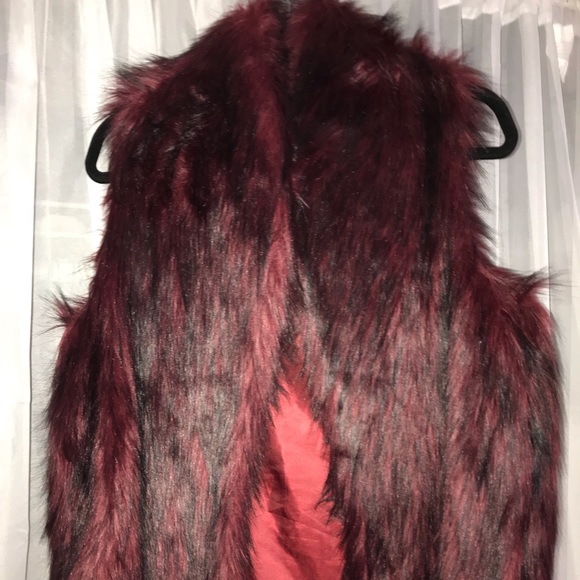 BCBGeneration faux fur vest only wore once! - Picture 1 of 2